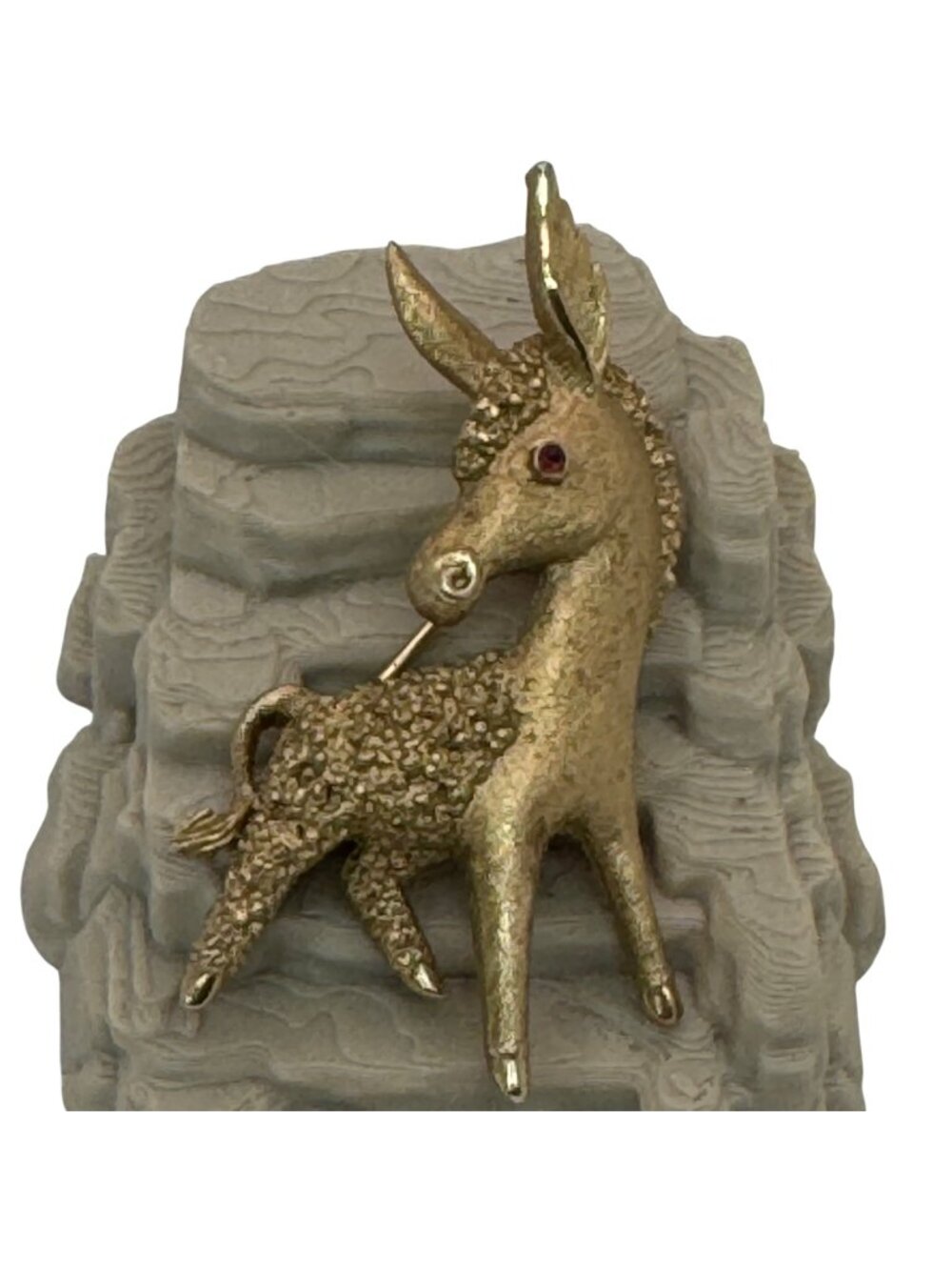 Trifari Donkey Brooch Gold-Tone Ruby Red Rhinestone Eyes 2" Vintage Burrow Mule
